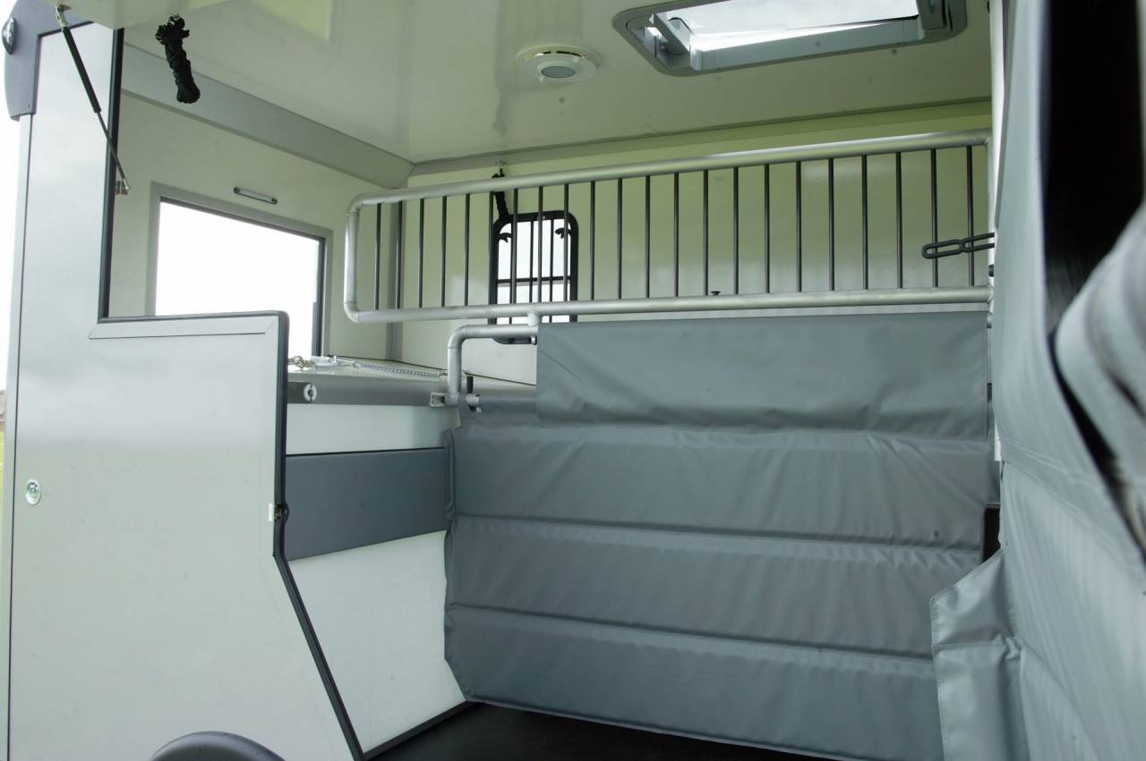 Van per Cavalli Altra marca PEUGEOT 0 Nuovo