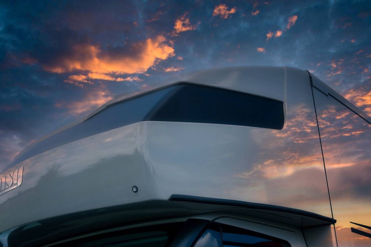 Camion per Cavalli Iveco IVECO 0 Nuovo