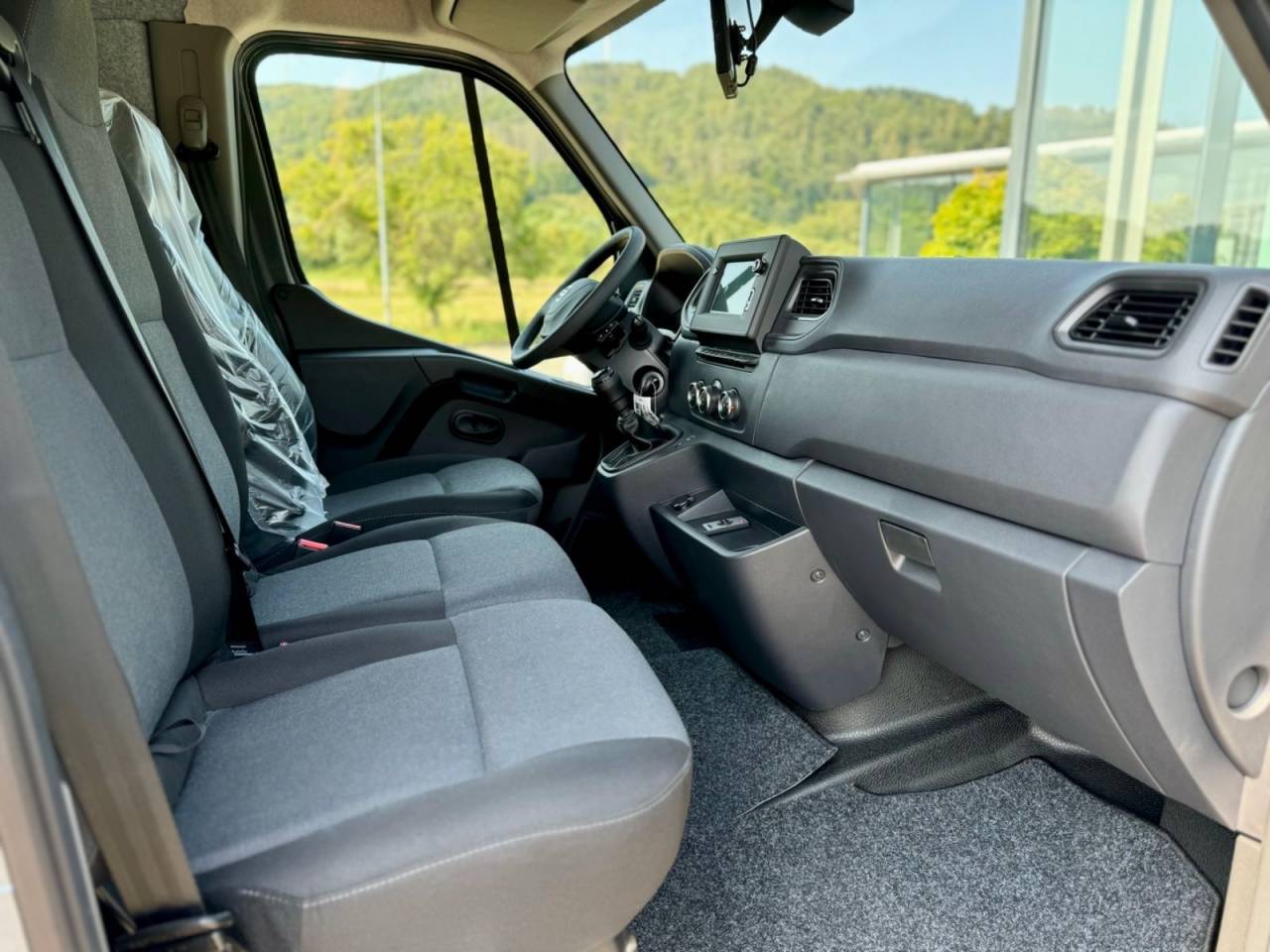 Van per Cavalli Altra marca NISSAN 0 Nuovo