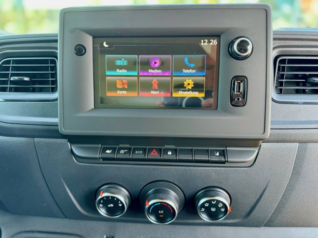 Van per Cavalli Altra marca NISSAN 0 Nuovo