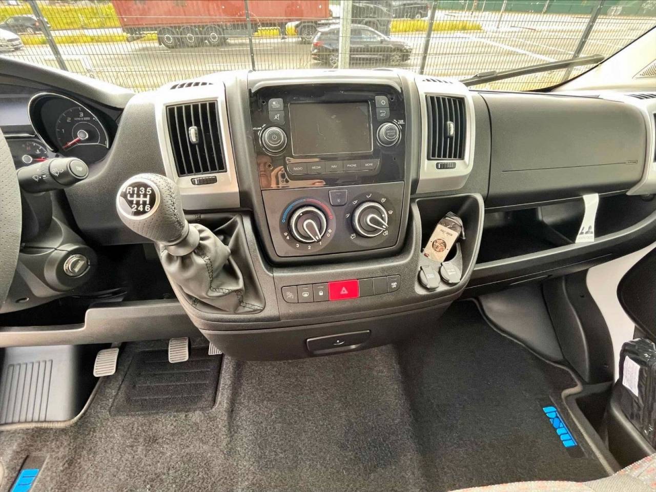 Van per Cavalli Altra marca PEUGEOT 0 Nuovo