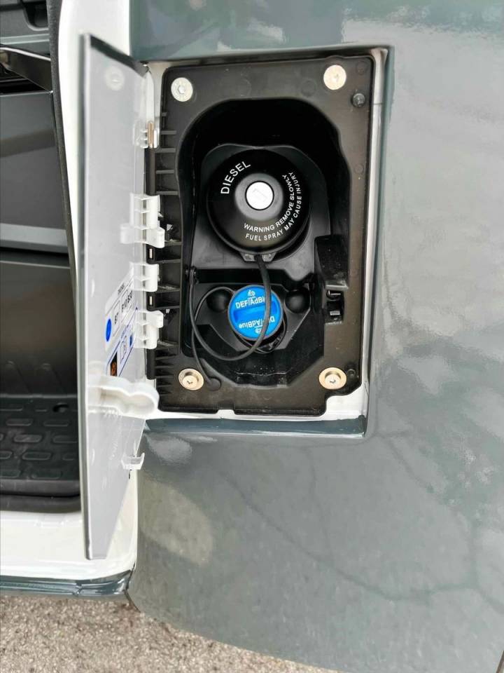 Van per Cavalli Altra marca PEUGEOT 0 Nuovo