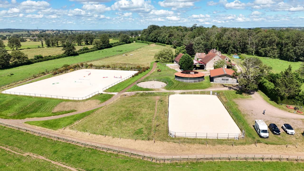 Bella dimora equestre In vendita Allier