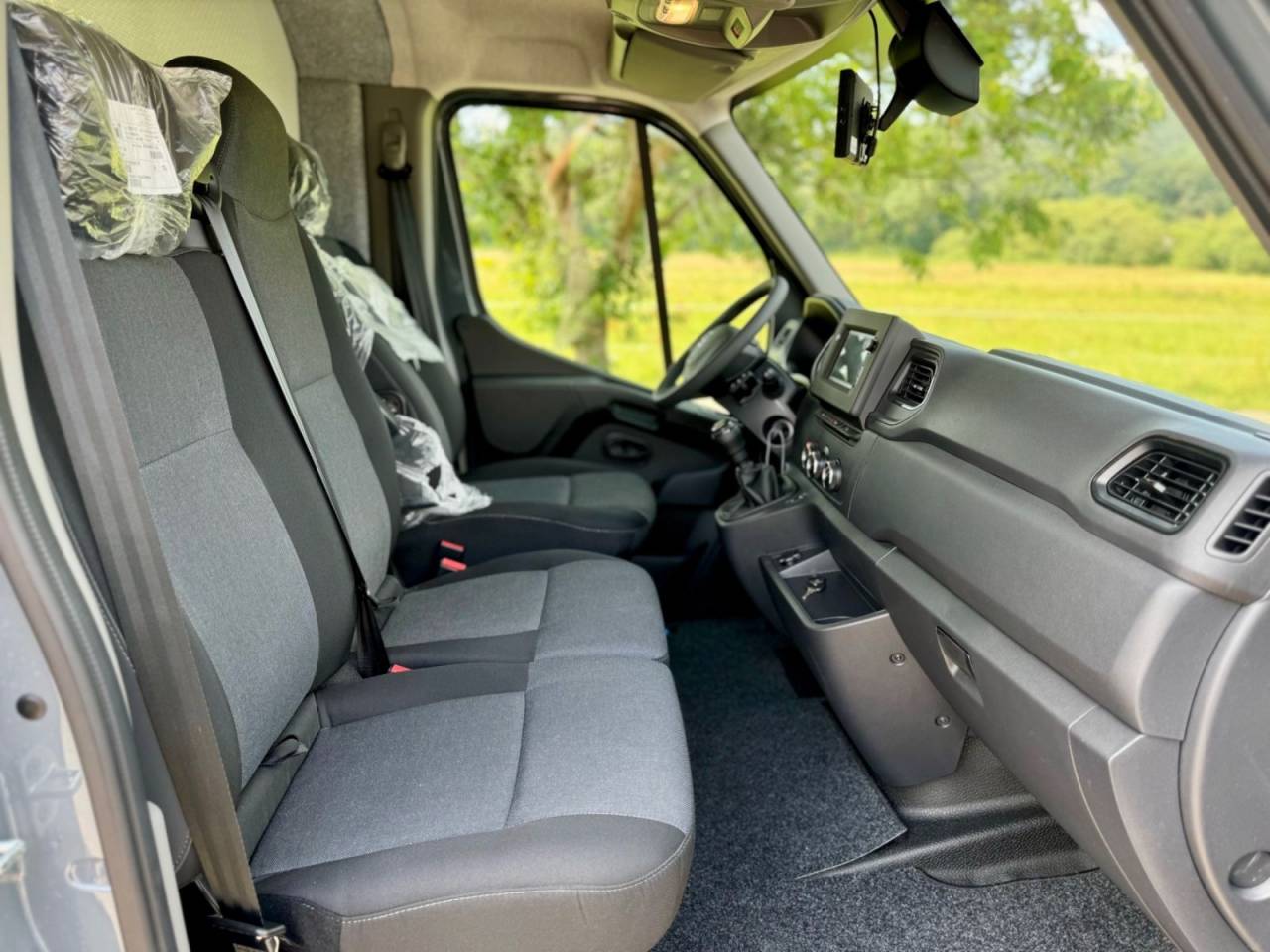 Van per Cavalli Altra marca NISSAN 0 Nuovo