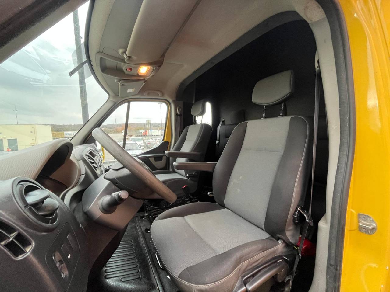 Van per Cavalli Theault PROTEO STALLE 5 PLACES 2017 Occasione