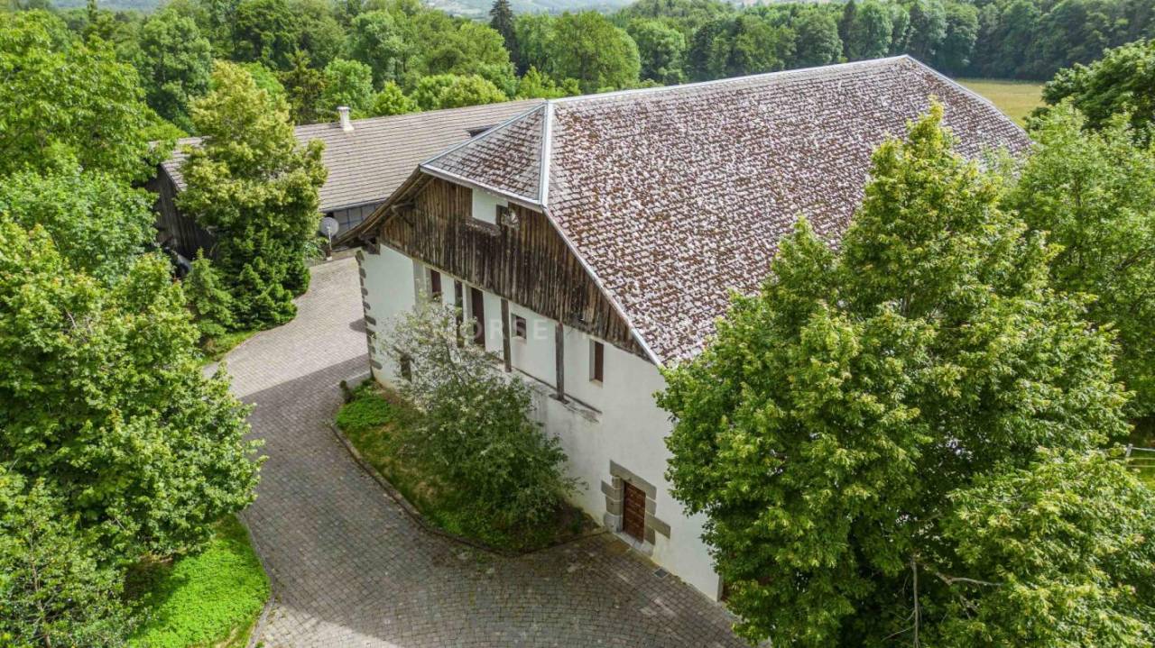 Centro di stagione cavallo In vendita Haute-Savoie
