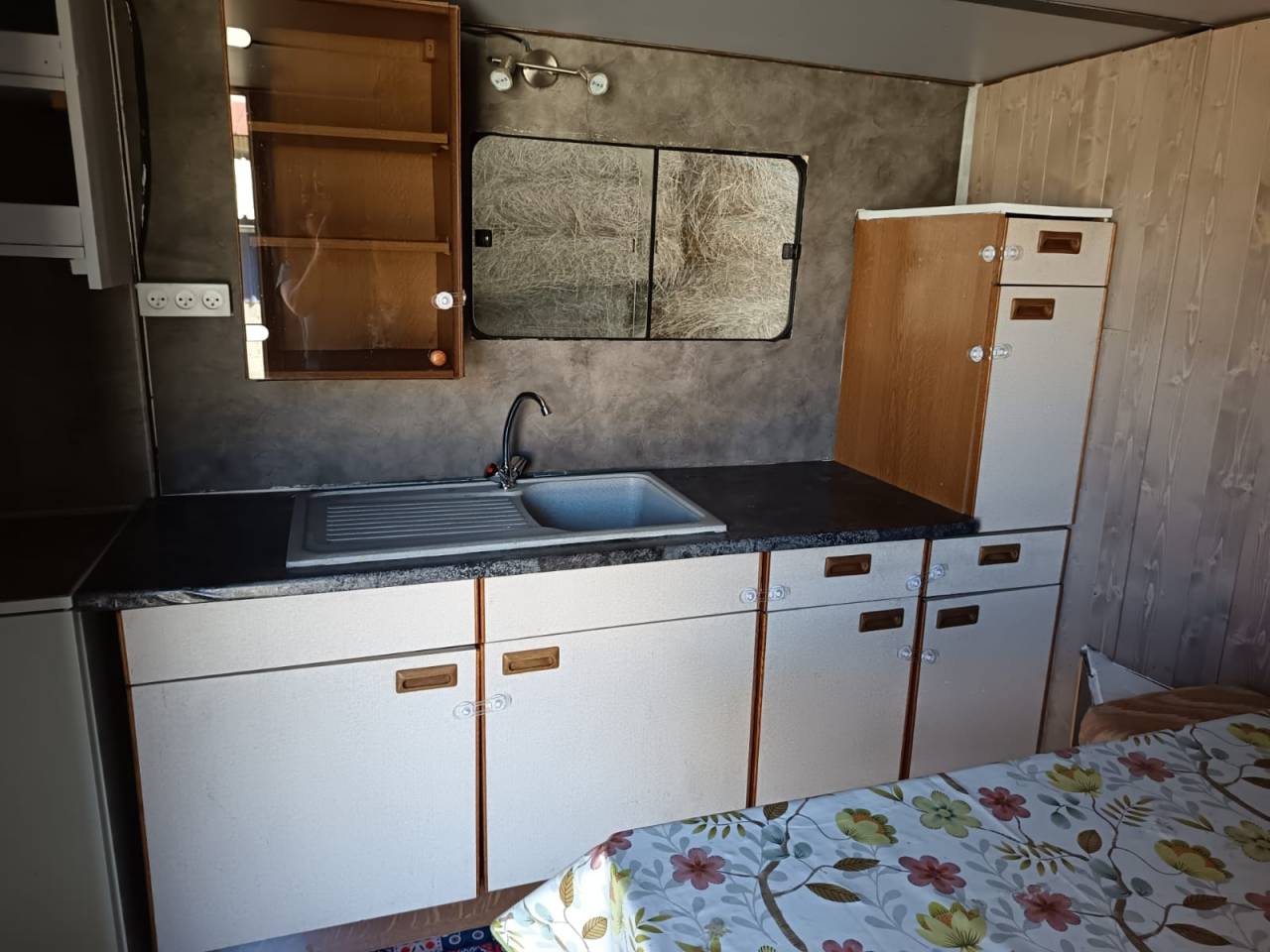 Camion per Cavalli Renault midlum 2004 Occasione