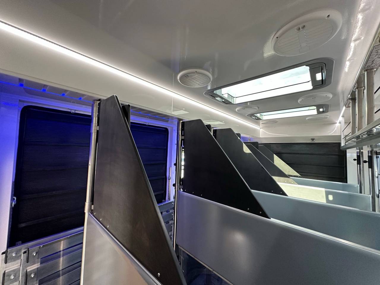 Camion per Cavalli Scania SCANIA 0 Nuovo