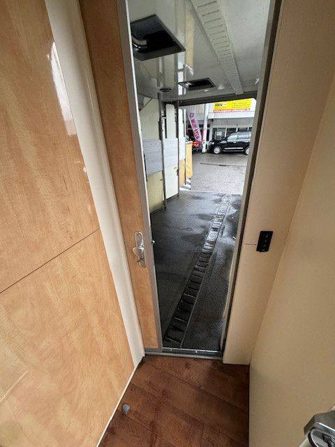 Camion per Cavalli Altra marca VOLVO 0 Occasione