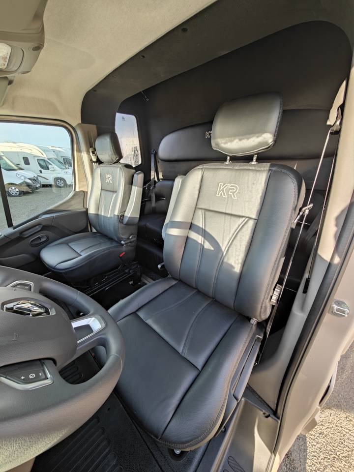 Van per Cavalli Krismar Horsebox 2-5 2025 Nuovo