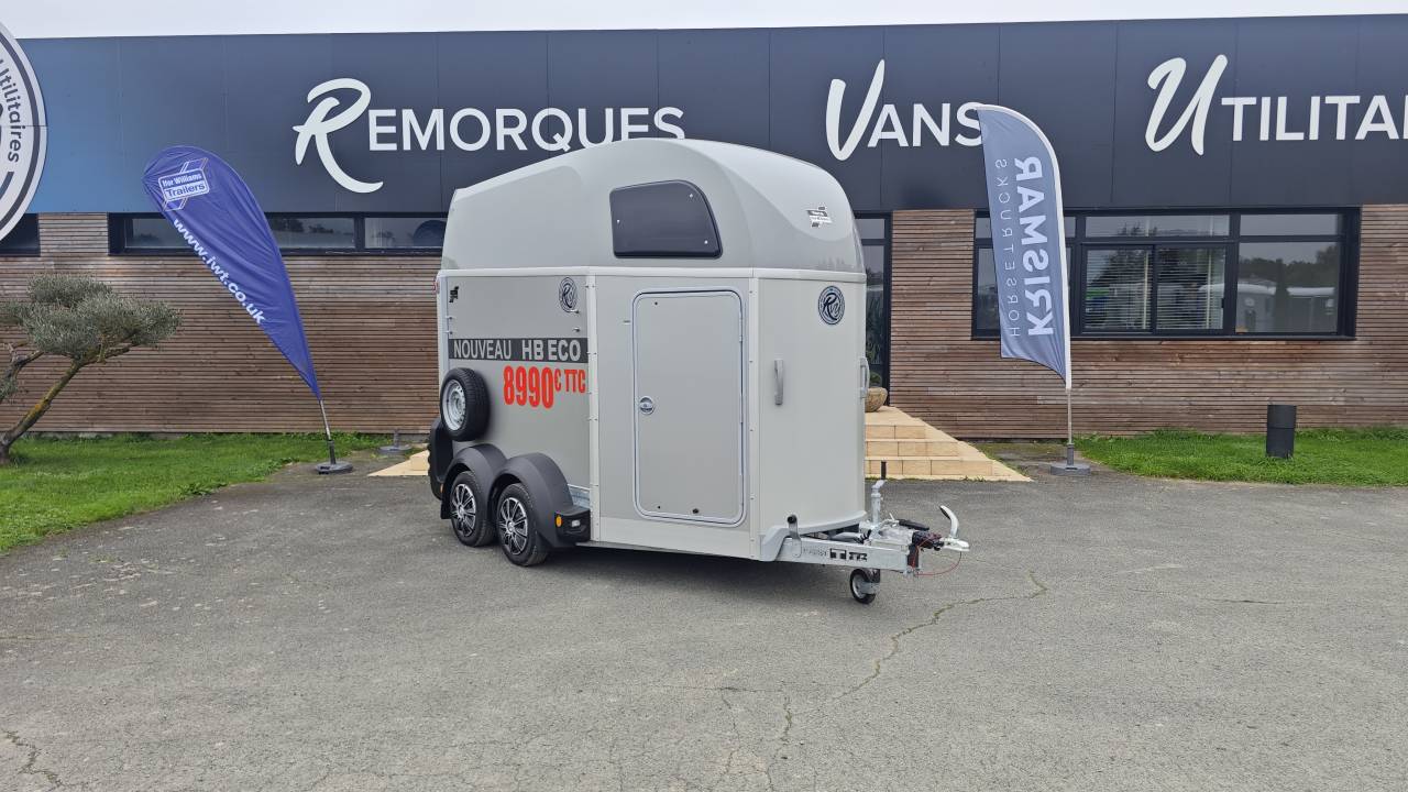 Trailer Ifor Williams HBEco 506 2 Cavalli 2025 Nuovo