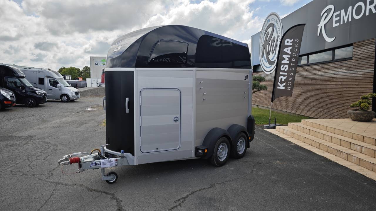 Trailer Ifor Williams Hbe 506 2 Cavalli 2025 Nuovo