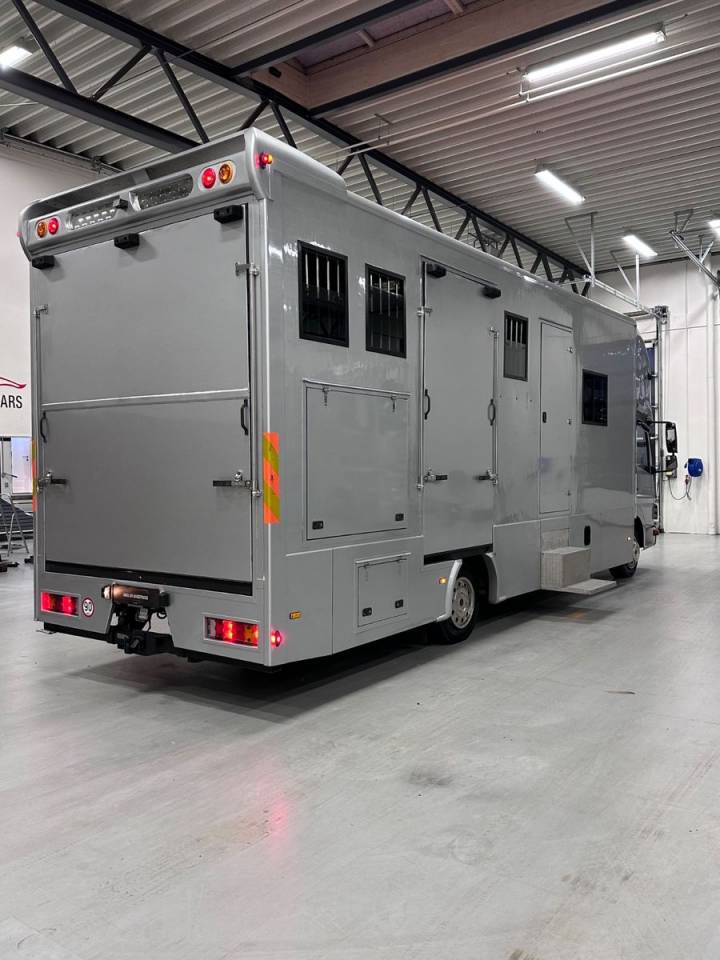 Camion per Cavalli Mercedes MERCEDES-BENZ 0 Occasione