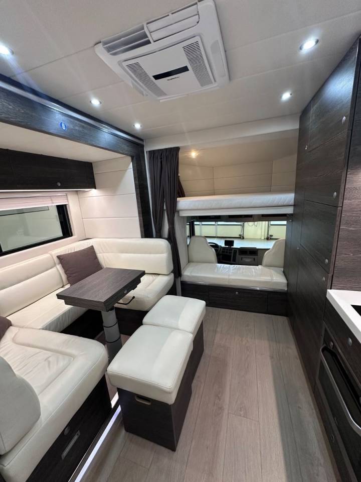 Camion per Cavalli Altra marca VOLVO 0 Occasione