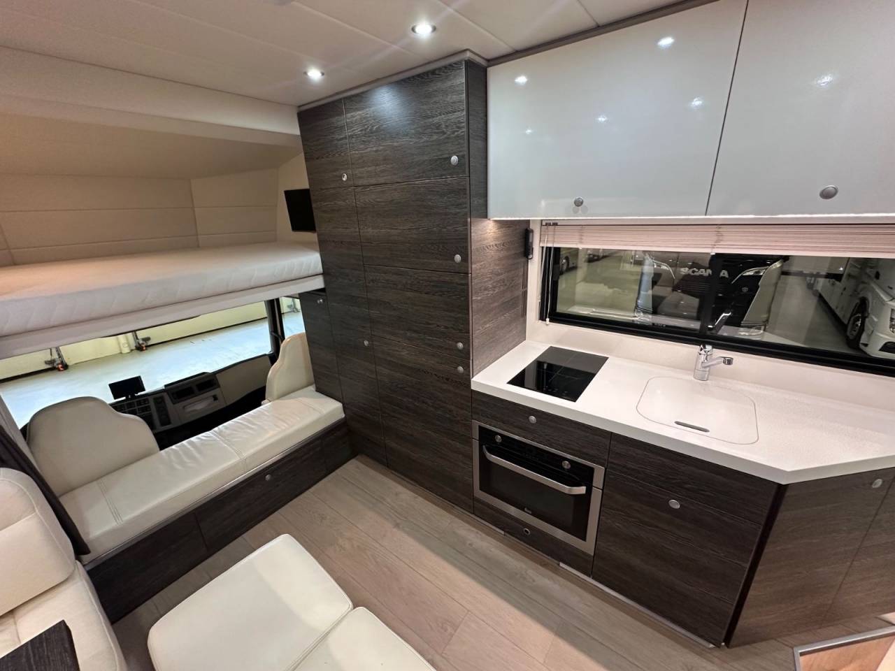 Camion per Cavalli Altra marca VOLVO 0 Occasione