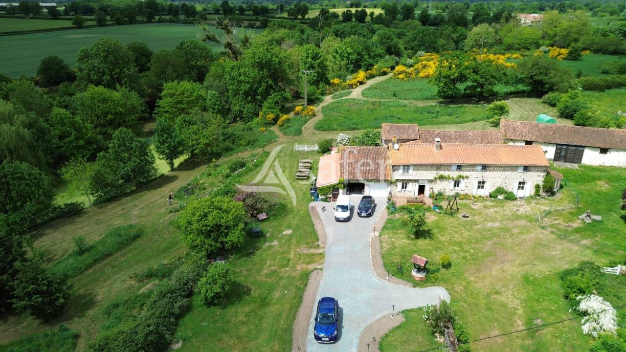 Azienda agricola In vendita Deux-Sèvres
