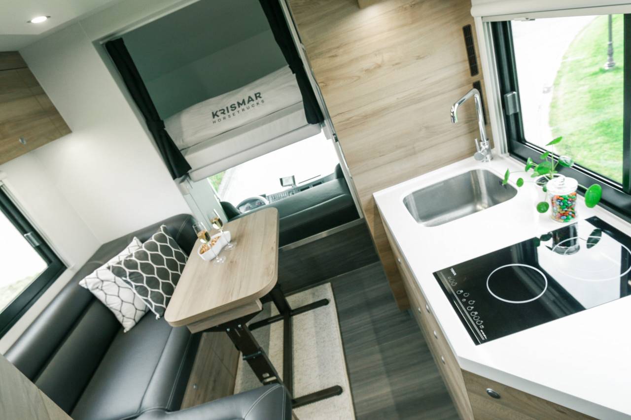 Camion per Cavalli Krismar Volvo 4 chevaux HC 2025 Nuovo