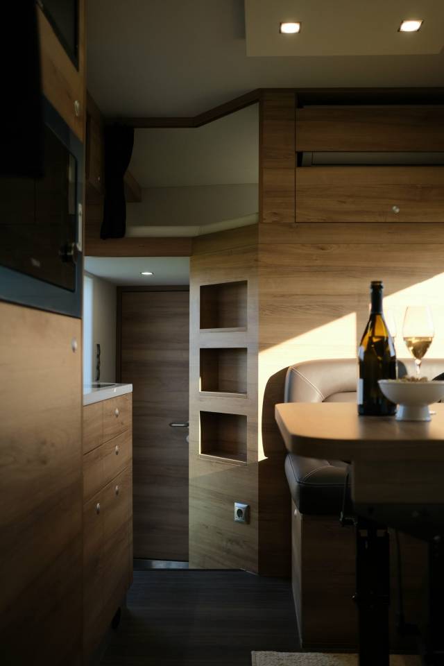 Camion per Cavalli Krismar Volvo 4 chevaux HC 2025 Nuovo