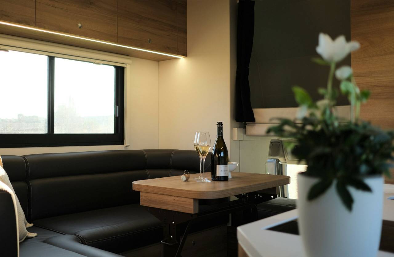 Camion per Cavalli Krismar Volvo 4 chevaux HC 2025 Nuovo