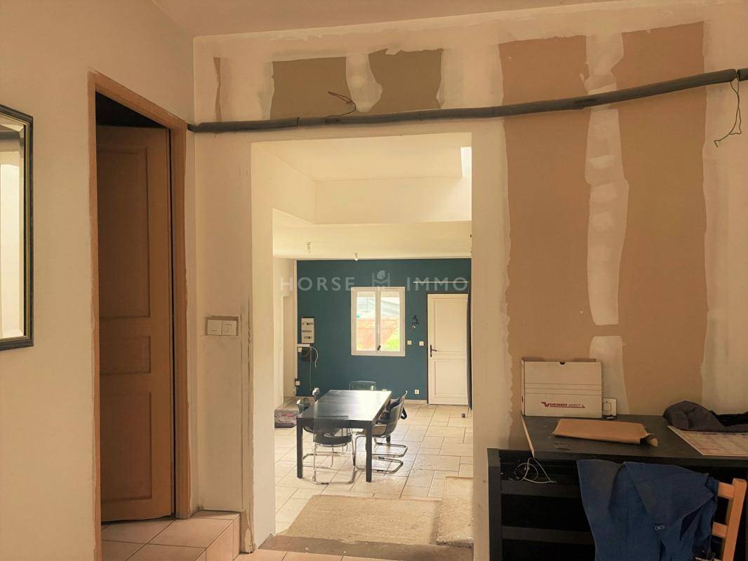 Centro di stagione cavallo In vendita Oise