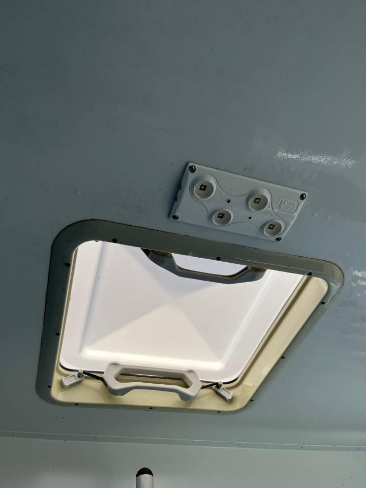 Van per Cavalli Theault VL BOXER THEAULT PROTEO 2014 Occasione