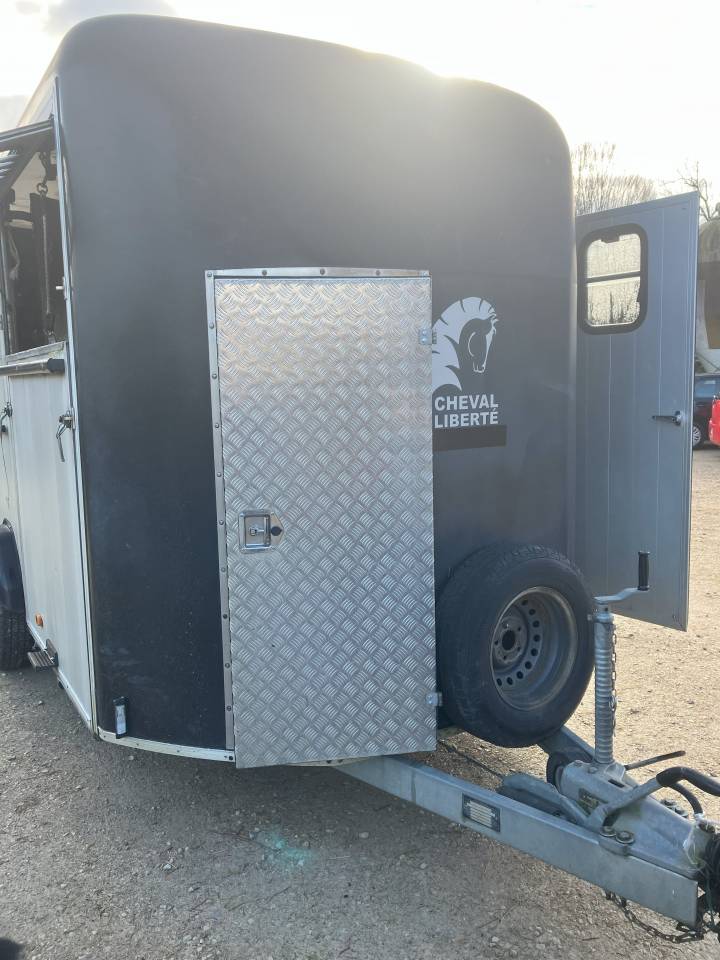 Trailer Cheval Liberté  4 Cavalli 2017 Occasione