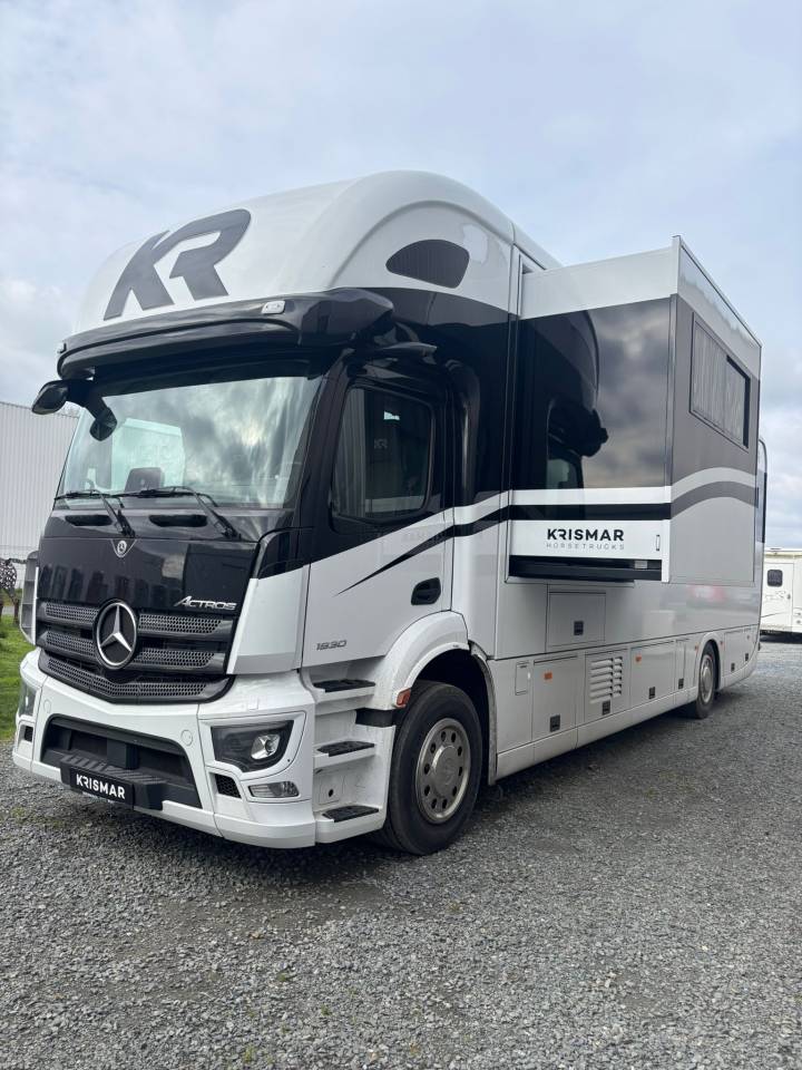 Camion per Cavalli Krismar Classicspace 2640 gamme pro 2025 Nuovo