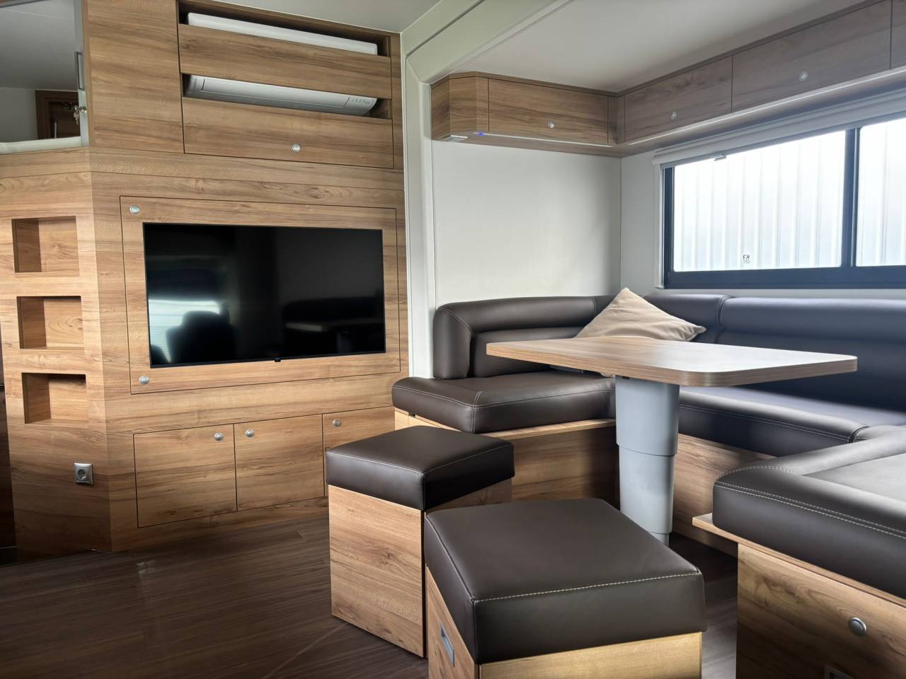 Camion per Cavalli Krismar Classicspace 2640 gamme pro 2025 Nuovo