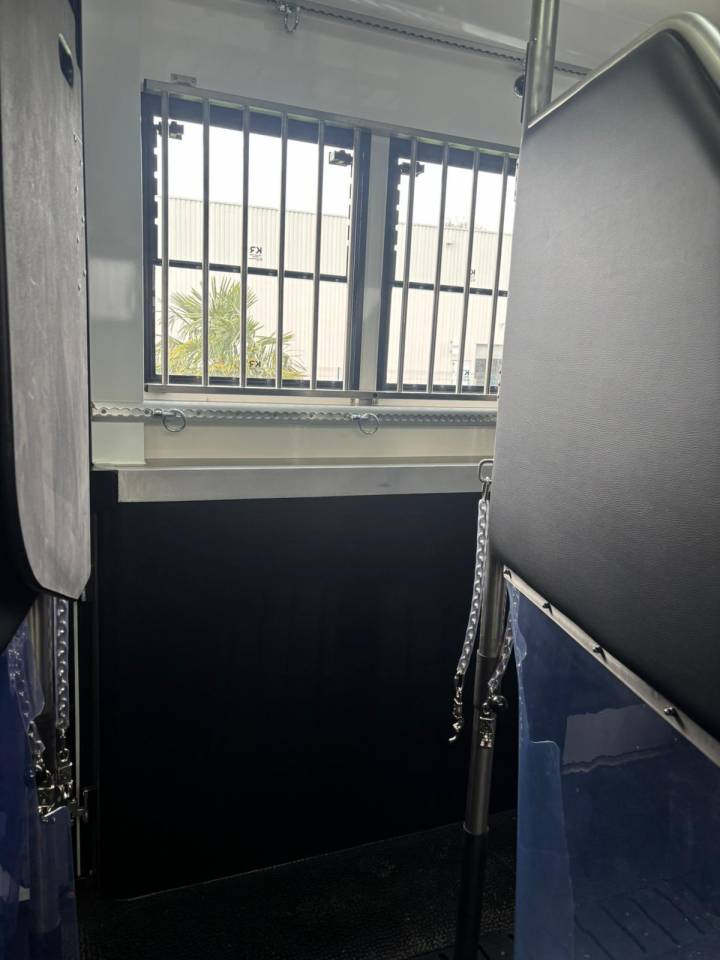 Camion per Cavalli Krismar Classicspace 2640 gamme pro 2025 Nuovo