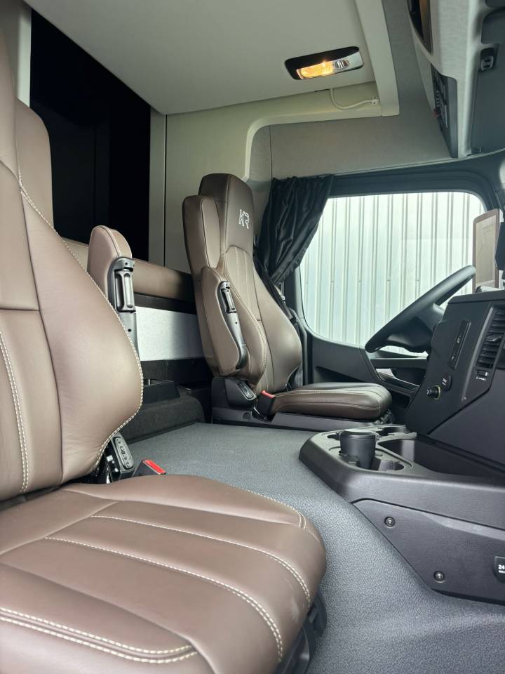 Camion per Cavalli Krismar Classicspace 2640 gamme pro 2025 Nuovo