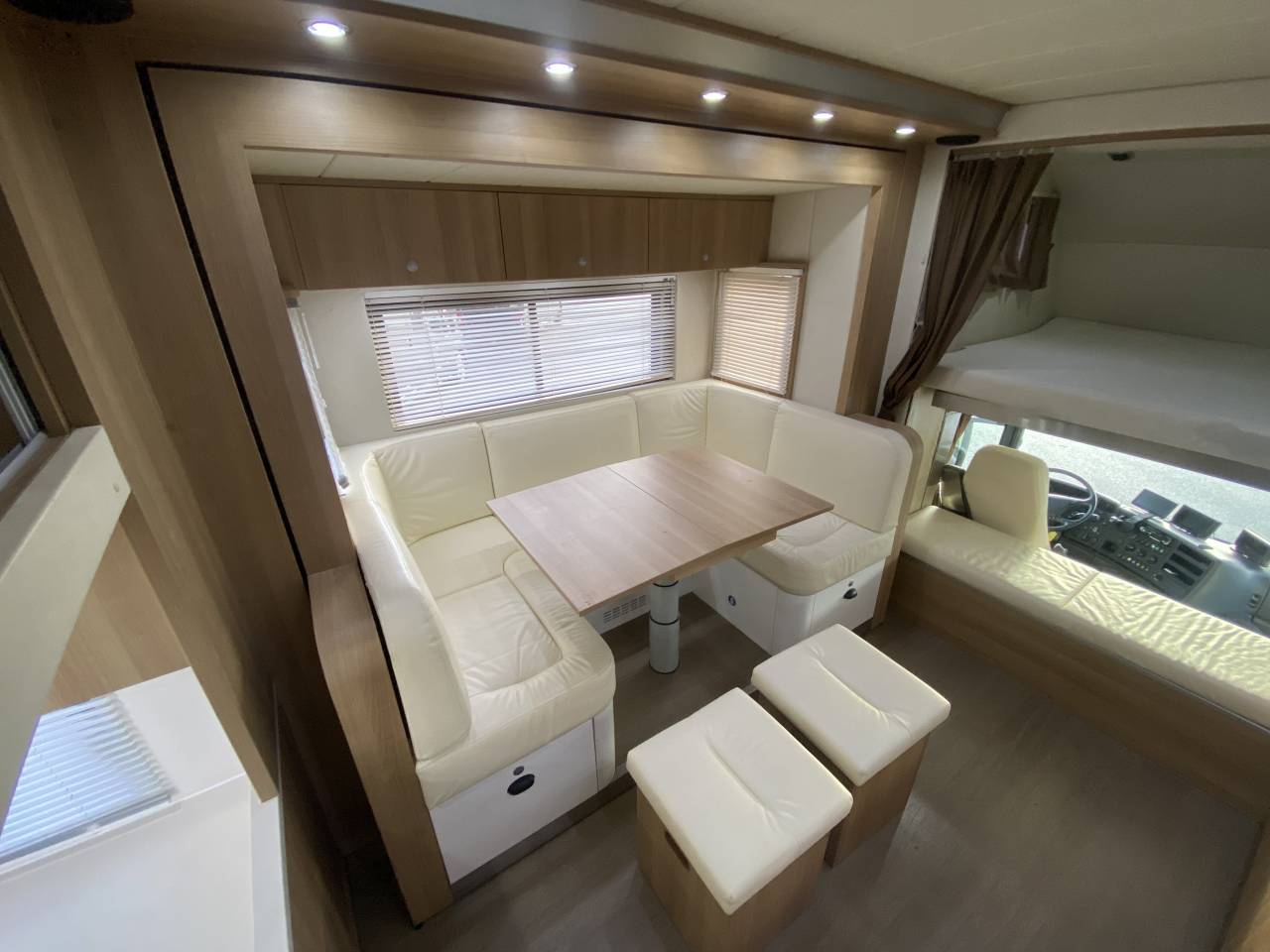 Camion per Cavalli STX  2013 Occasione