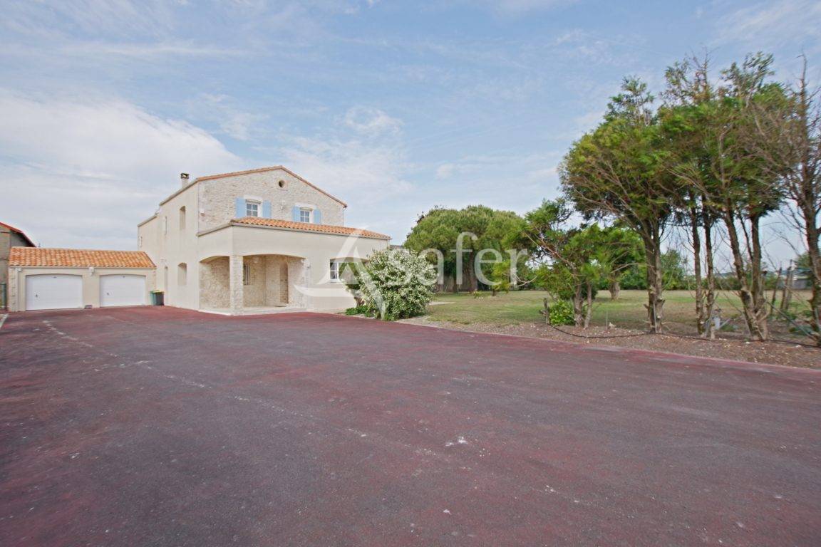 Azienda agricola In vendita Charente-Maritime