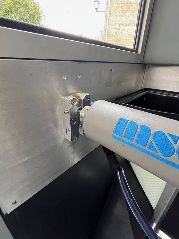 Van per Cavalli Altra marca NISSAN 0 Nuovo