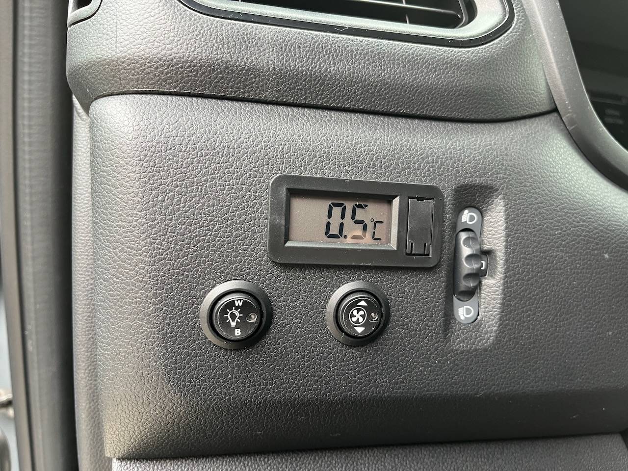 Van per Cavalli Altra marca NISSAN 0 Nuovo