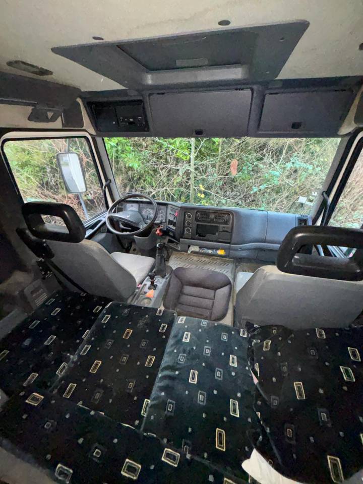 Camion per Cavalli Renault  2000 Occasione