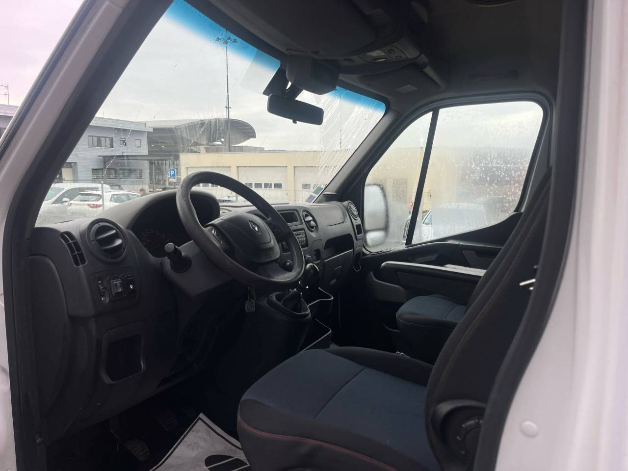 Van per Cavalli Theault PROTEO 5 PLACES 2011 Occasione