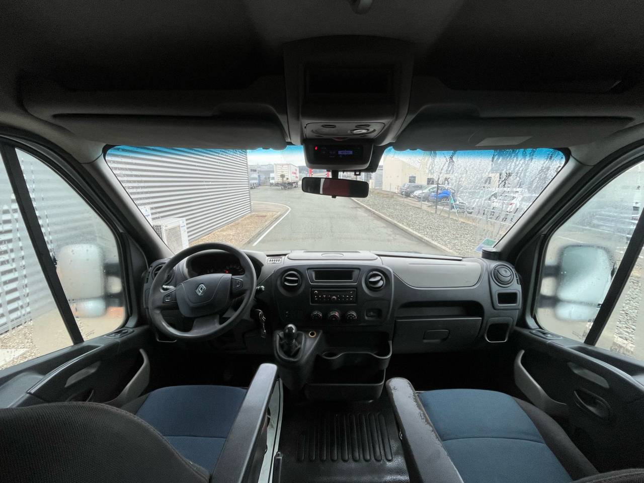 Van per Cavalli Theault PROTEO 5 PLACES 2011 Occasione