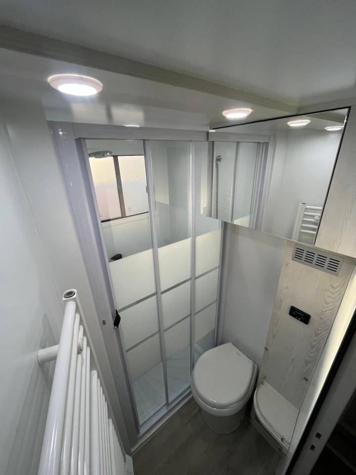 Camion per Cavalli - Altra marca - MAN TGS 26.430 PAILLARD 8 CHEVAUX POP OUT 2025 Nuovo