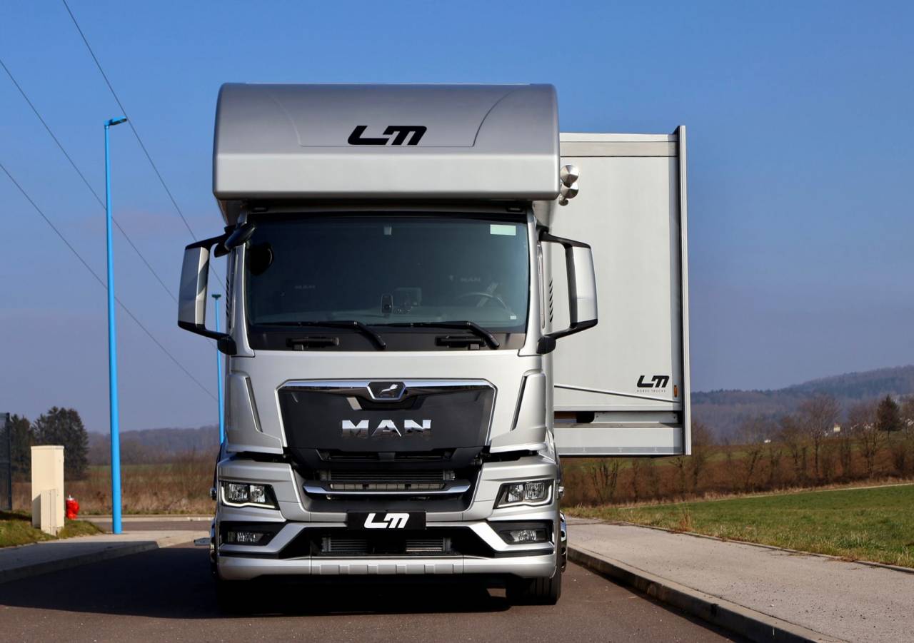 Camion per Cavalli - Altra marca - MAN TGS 26.430 PAILLARD 8 CHEVAUX POP OUT 2025 Nuovo