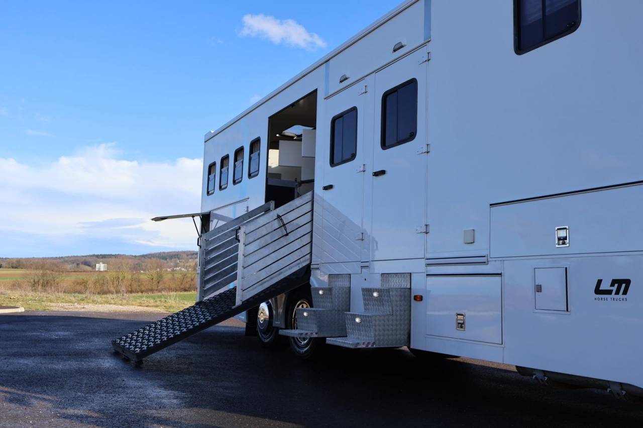 Camion per Cavalli - Altra marca - MAN TGA 26.430 JL POP OUT 2007 Occasione