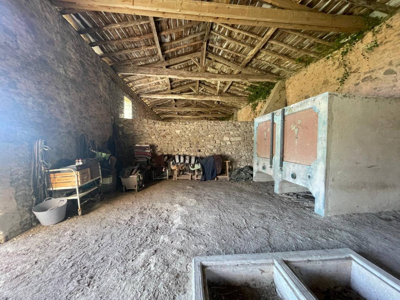 Propriet&agrave; equestre In vendita Charente-Maritime