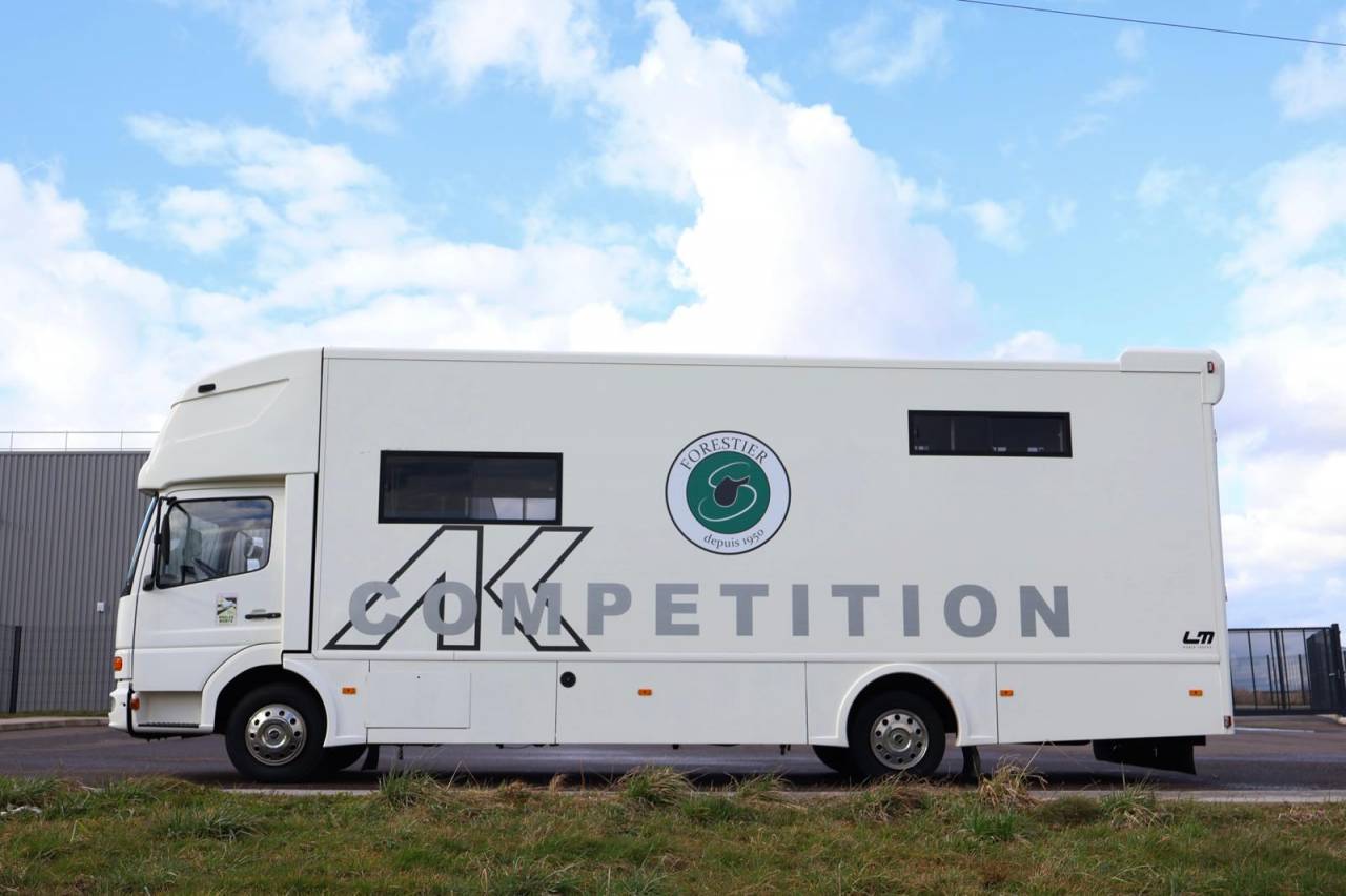 Camion per Cavalli - Altra marca - AK ATEGO 4 CHEVAUX 8.180 2014 Occasione