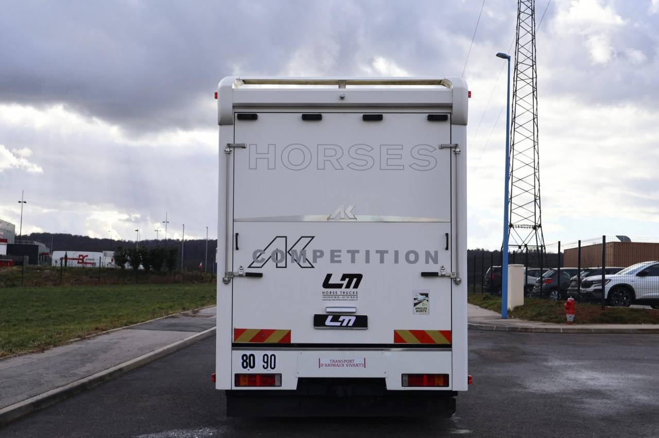 Camion per Cavalli - Altra marca - AK ATEGO 4 CHEVAUX 8.180 2014 Occasione