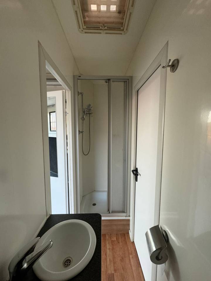 Camion per Cavalli - Altra marca - AK ATEGO 4 CHEVAUX 8.180 2014 Occasione