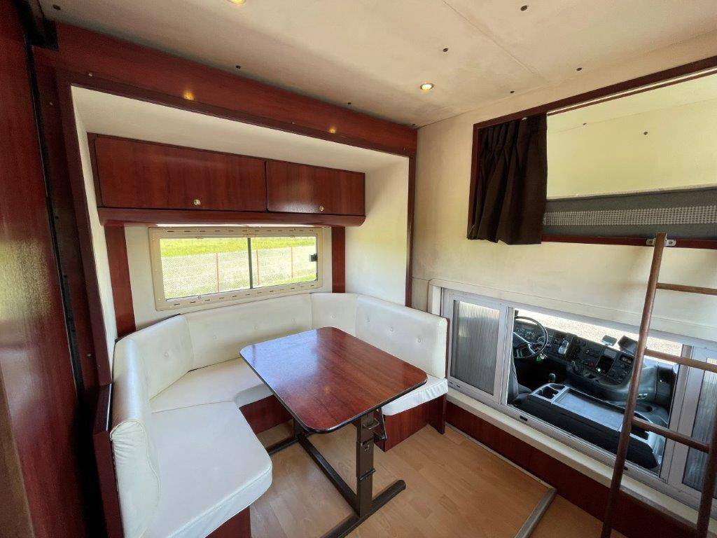 Camion per Cavalli Scania Donguy 2001 Occasione