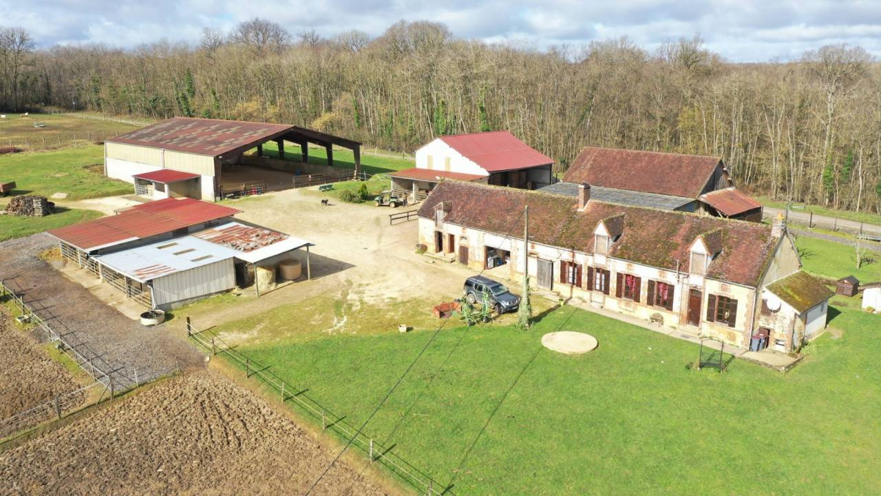 Scuderia per proprietari In vendita Yonne