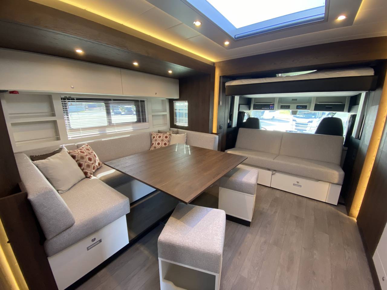 Camion per Cavalli STX  2025 Nuovo