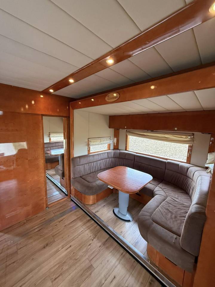 Camion per Cavalli Renault midlum 300 cv 2013 Occasione