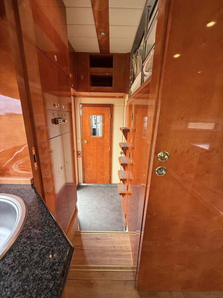 Camion per Cavalli Renault midlum 300 cv 2013 Occasione