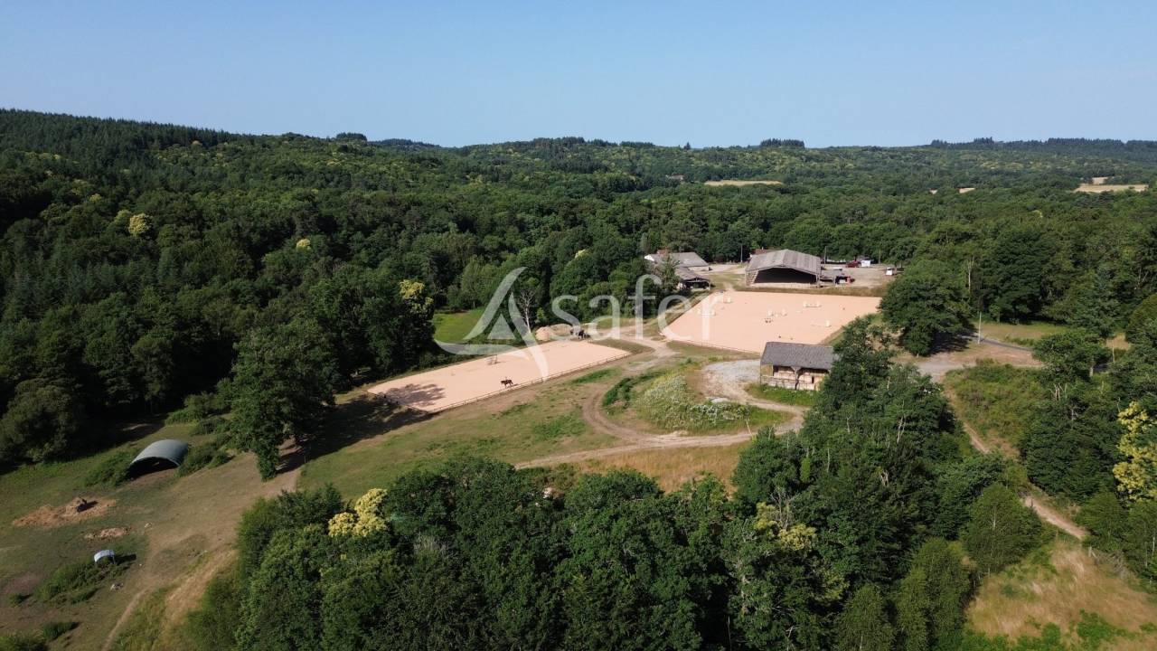 Proprietà equestre In vendita Haute-Vienne